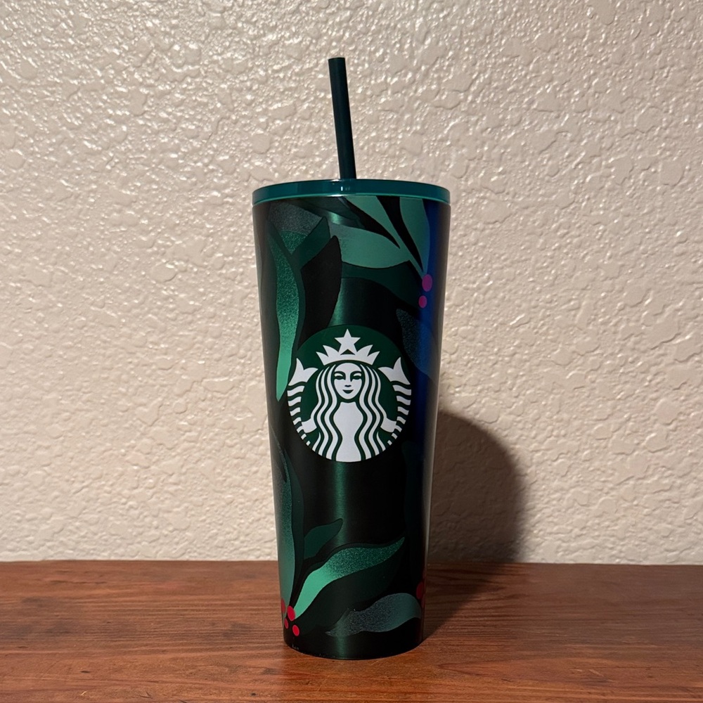 Starbucks 2019 Holiday Mistletoe Tumbler with Straw